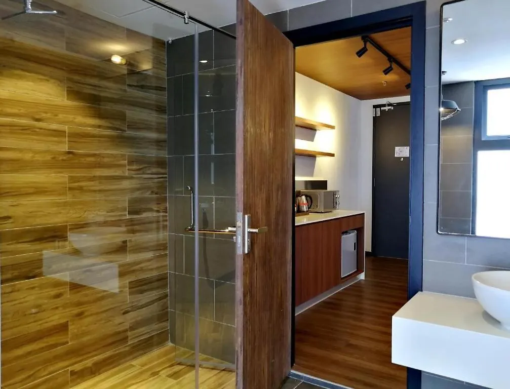 Lägenhetshotell Exclusive Business Suite @ M Summit 191 George Town